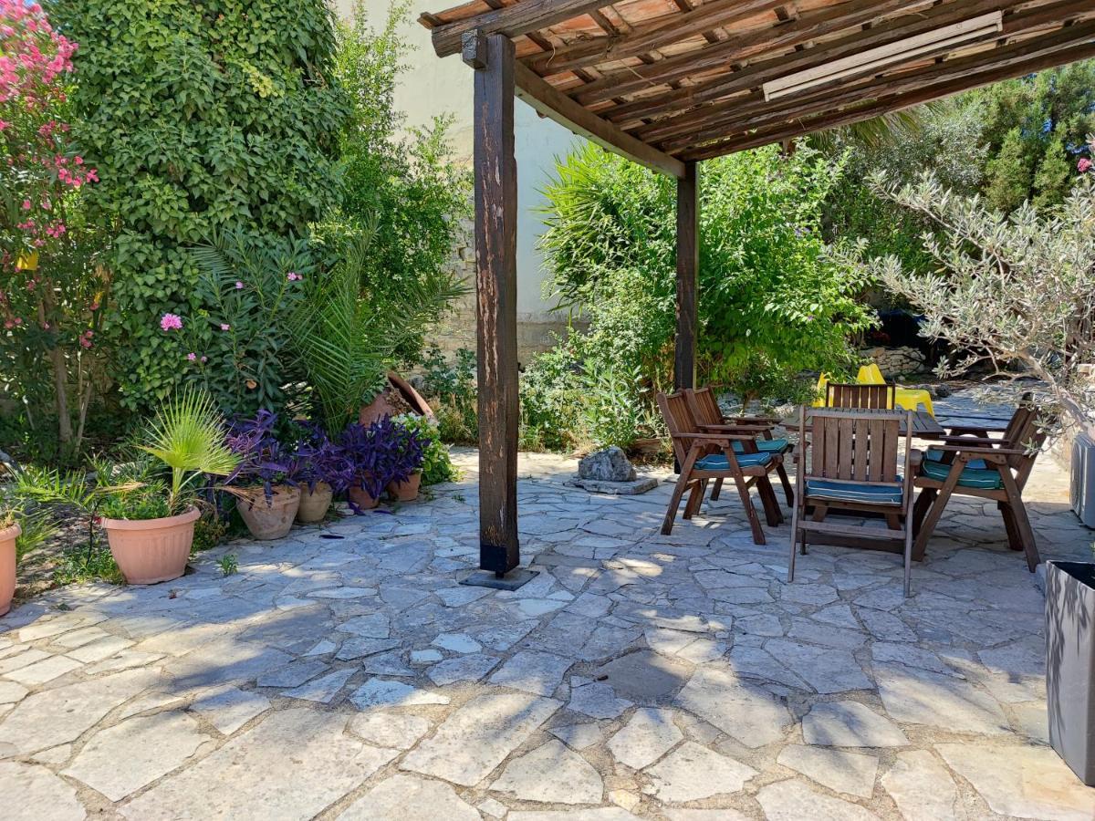Liakoto Guest House Panayia Exterior foto