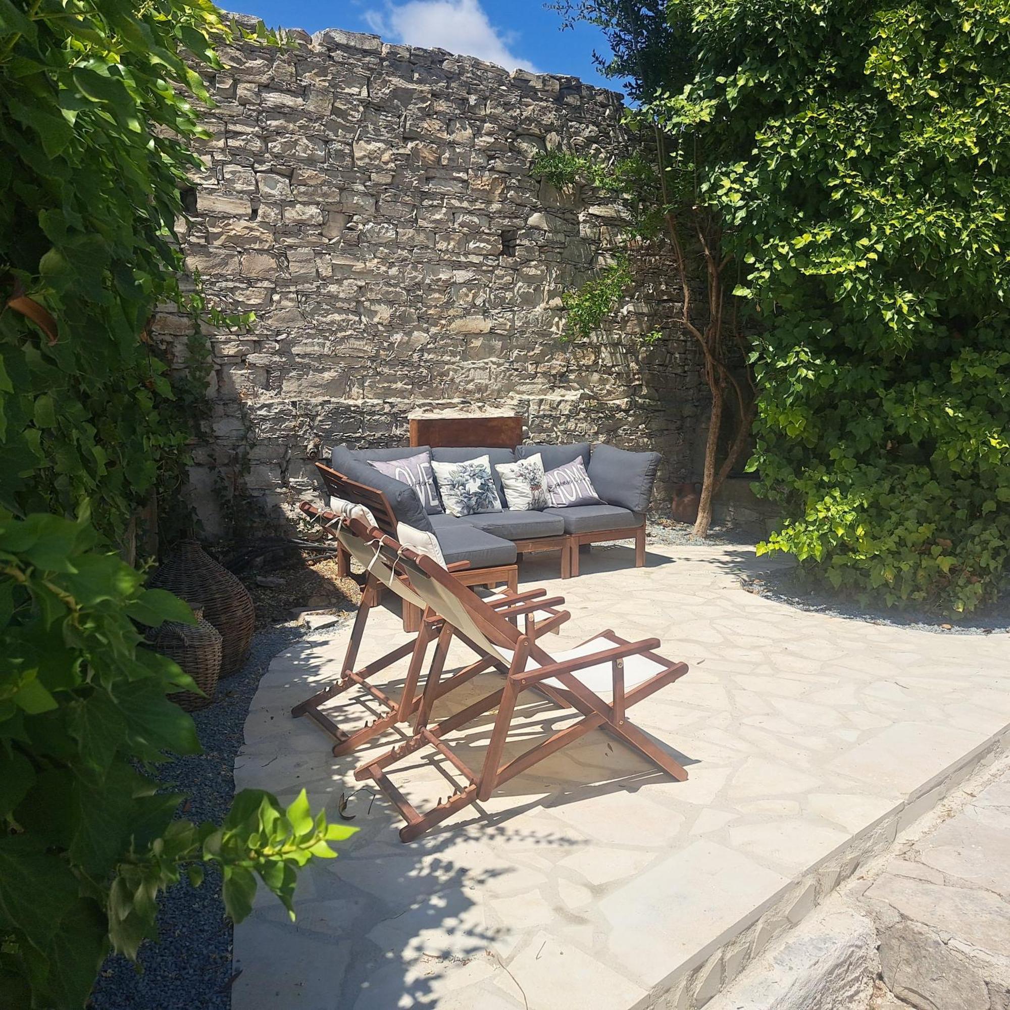 Liakoto Guest House Panayia Exterior foto